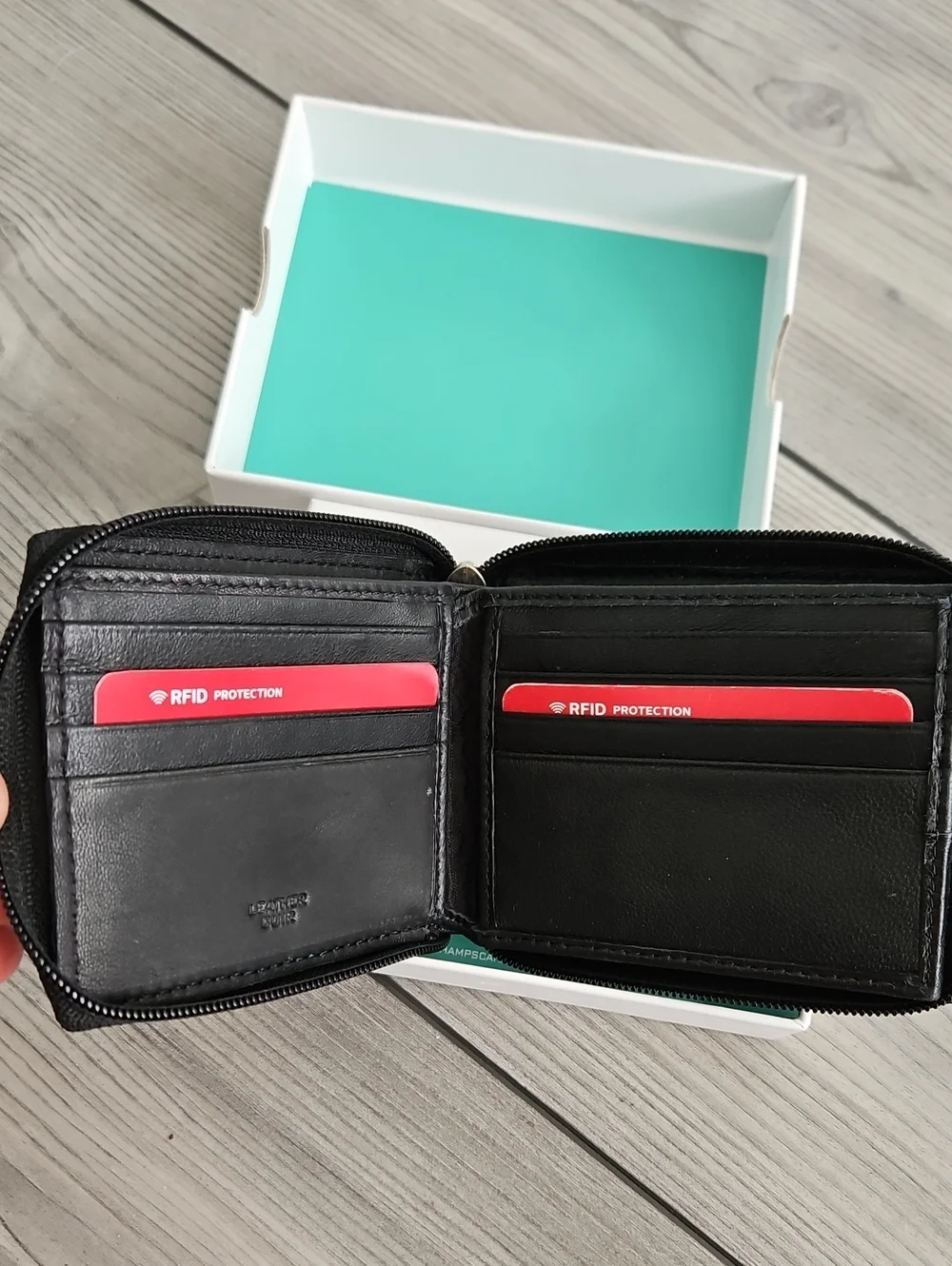 CHAMPS leather wallet for men in black